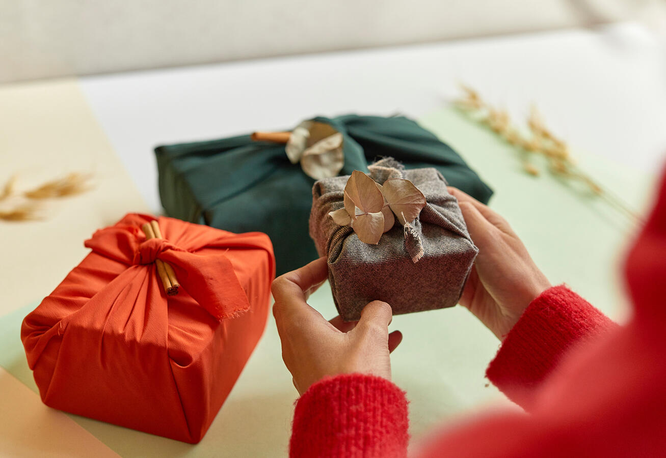 Gifts02